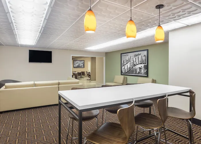 The Asheville Airport Inn